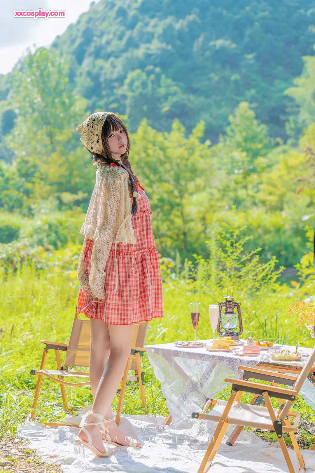 Yao Yi Kou Tu Niang: Green Field Tea Party - Lovesick Girls